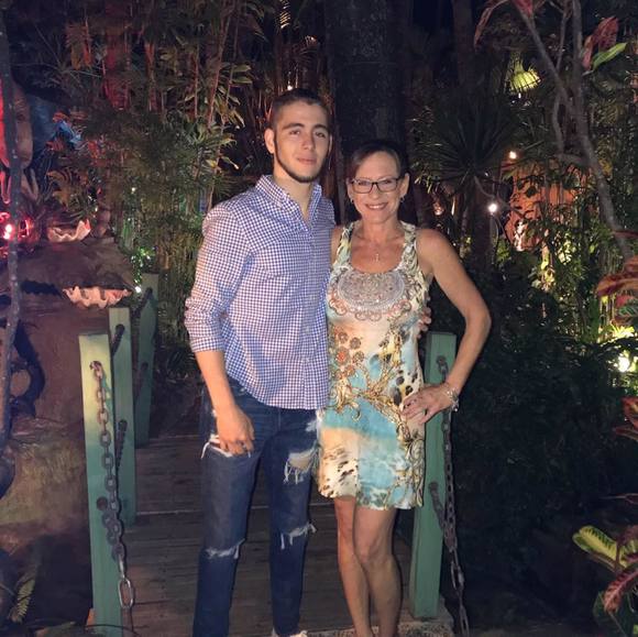 Meet your Posher, Bryna - Picture 1 of 1